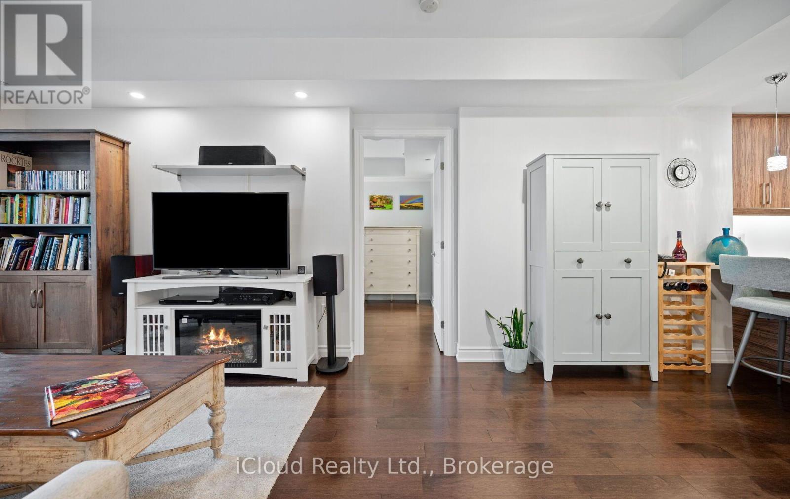 #625 3500 LAKESHORE ROAD W - 13