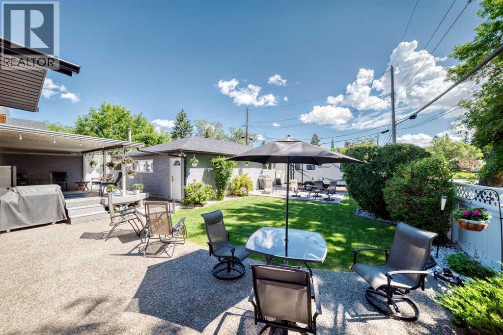 2024 Chicoutimi Drive NW - 27