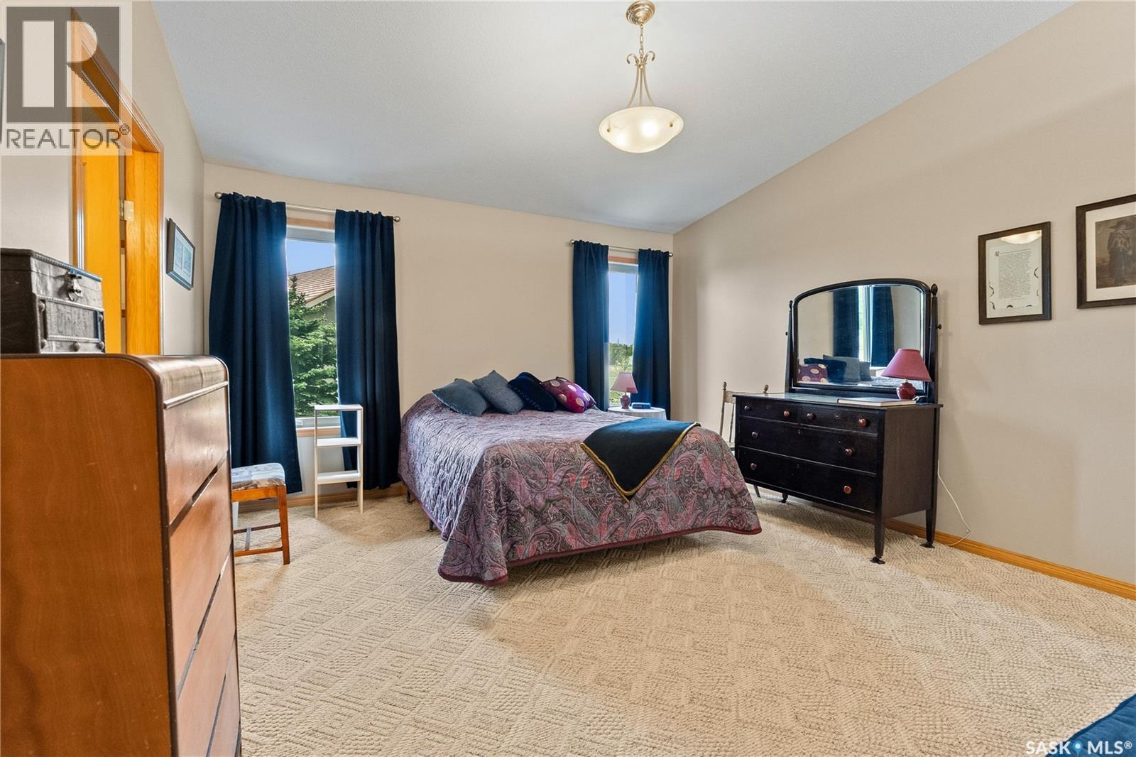 400 Lakeshore DRIVE - 40