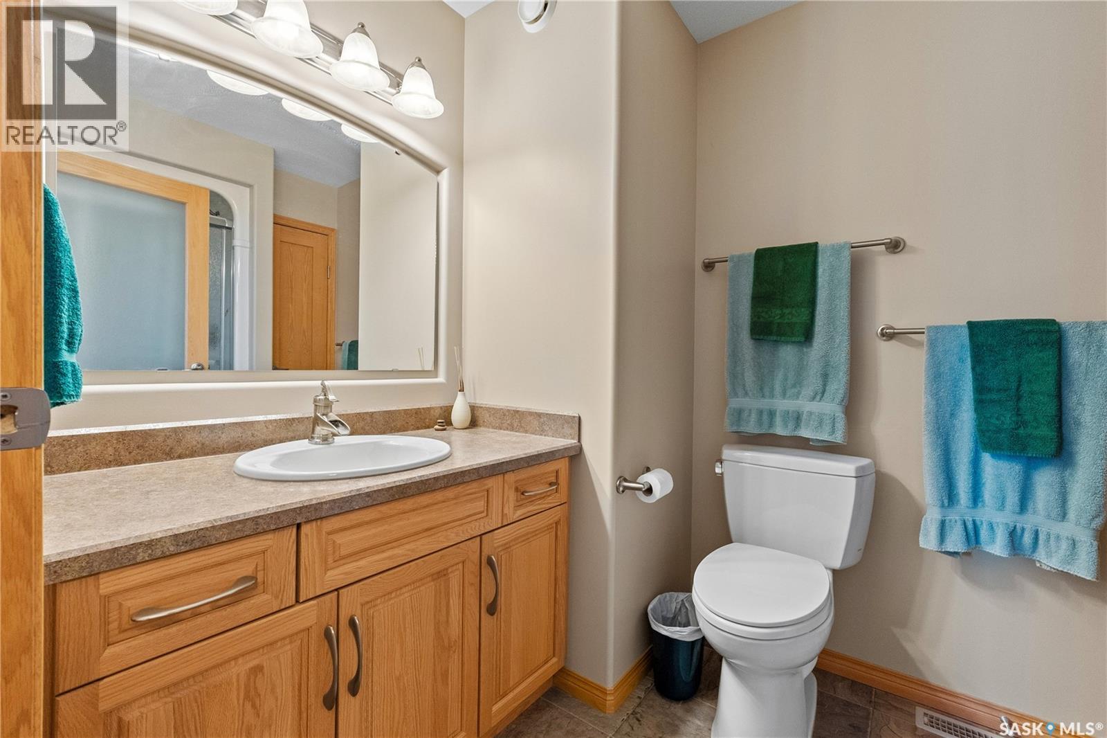 400 Lakeshore DRIVE - 36