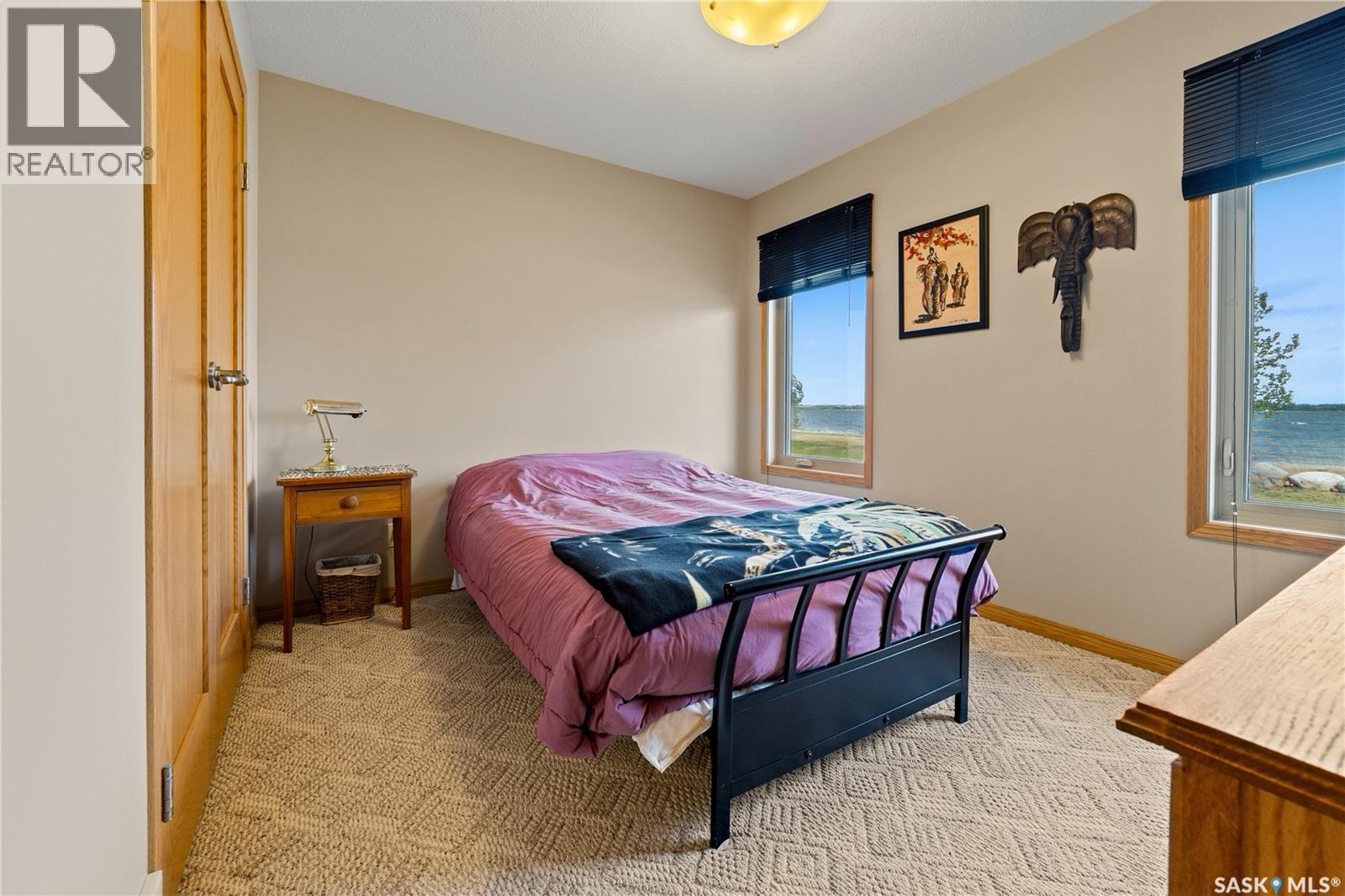 400 Lakeshore DRIVE - 38