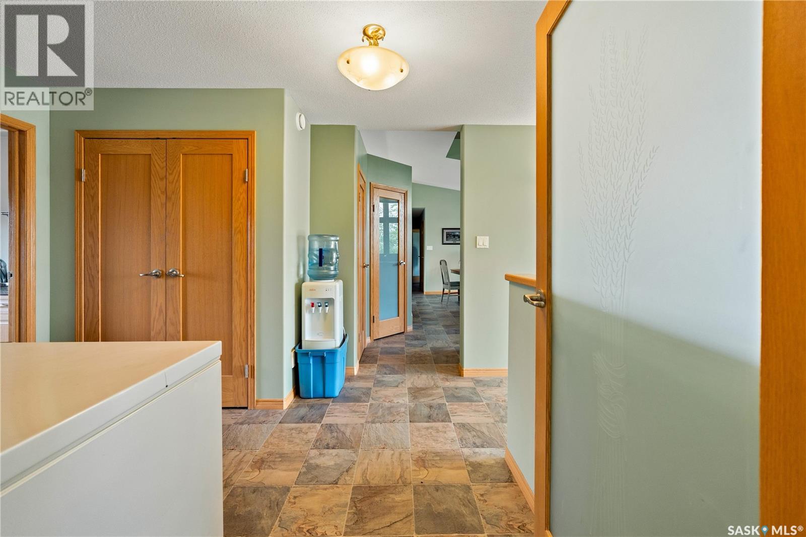 400 Lakeshore DRIVE - 12