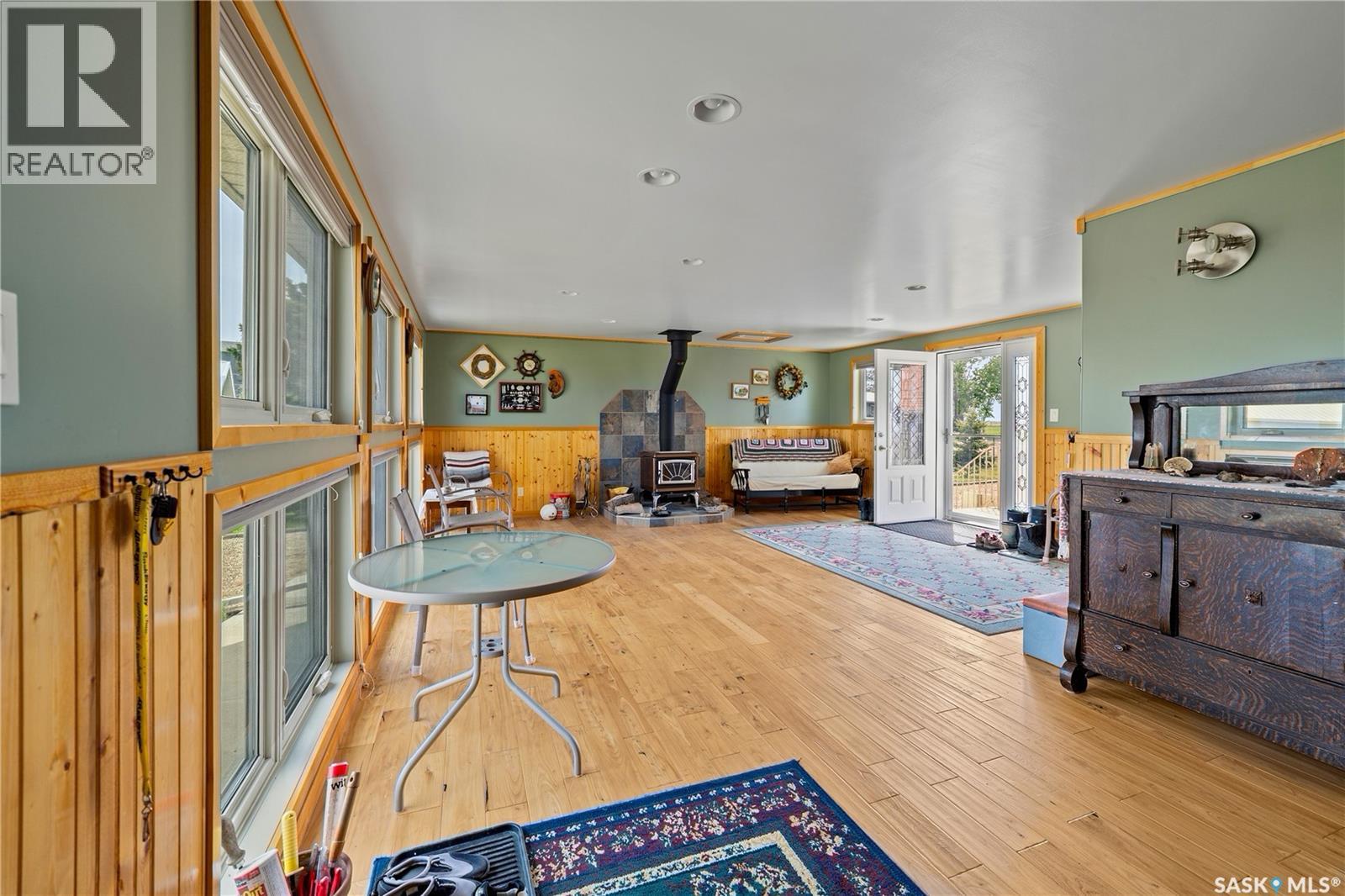 400 Lakeshore DRIVE - 5