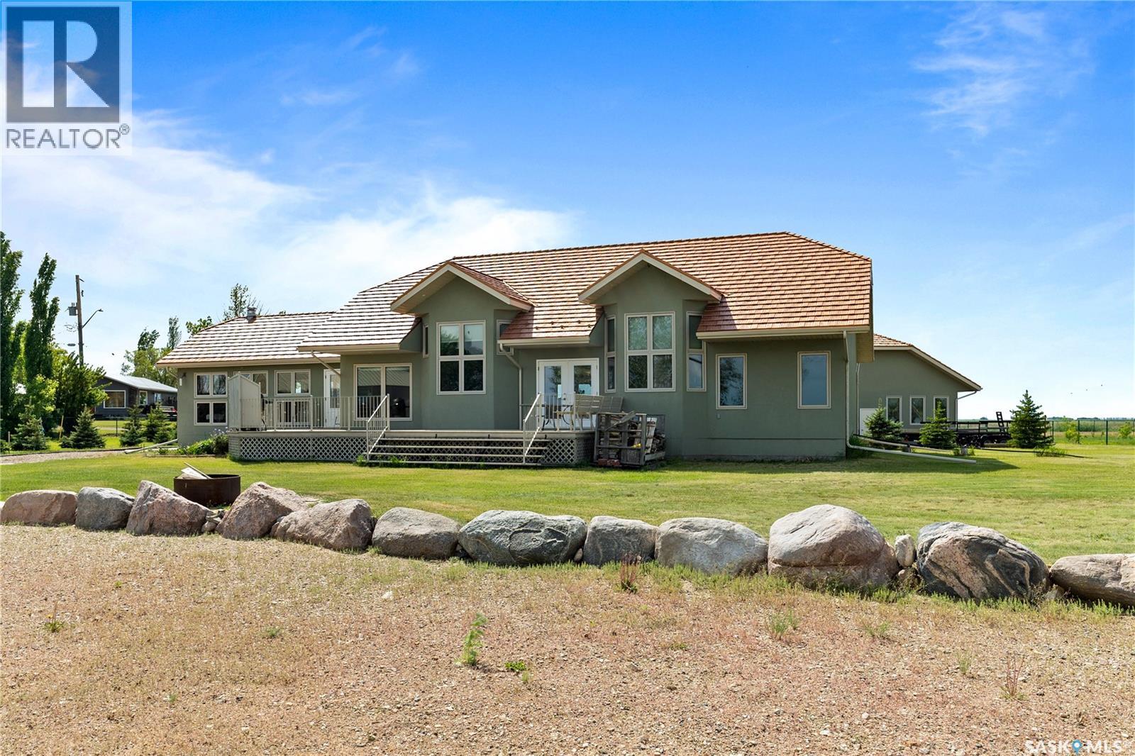 400 Lakeshore DRIVE - 47