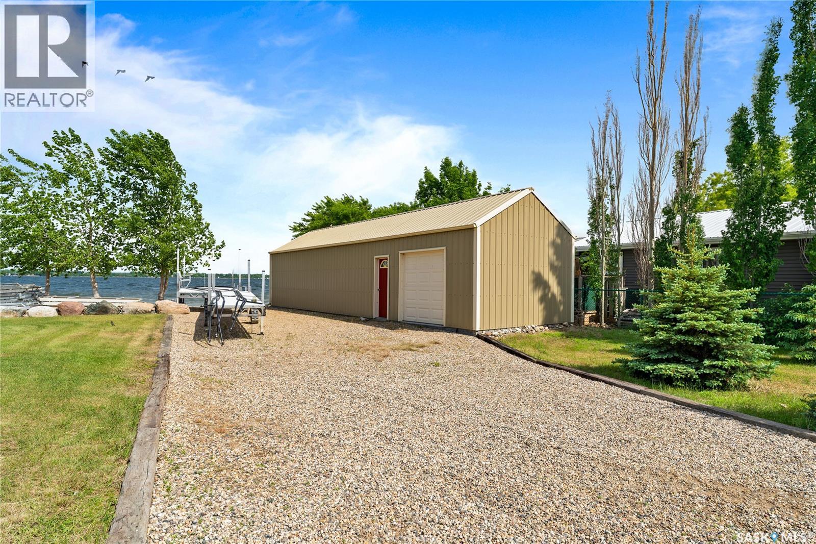 400 Lakeshore DRIVE - 52