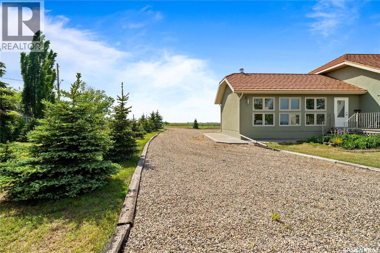 400 Lakeshore DRIVE - 51