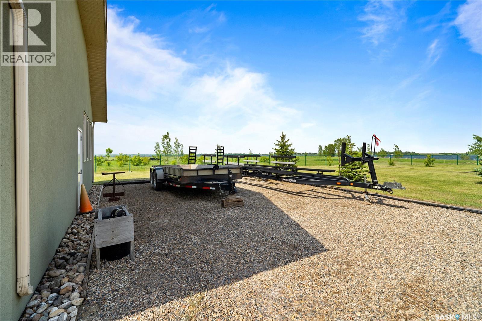 400 Lakeshore DRIVE - 66