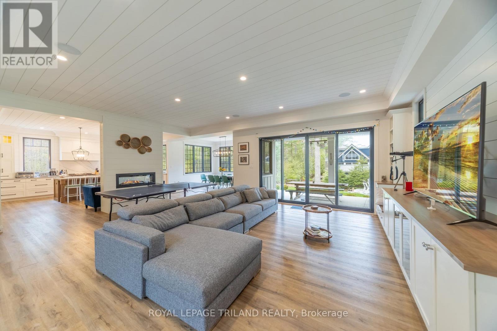 10195 RED PINE ROAD - 12