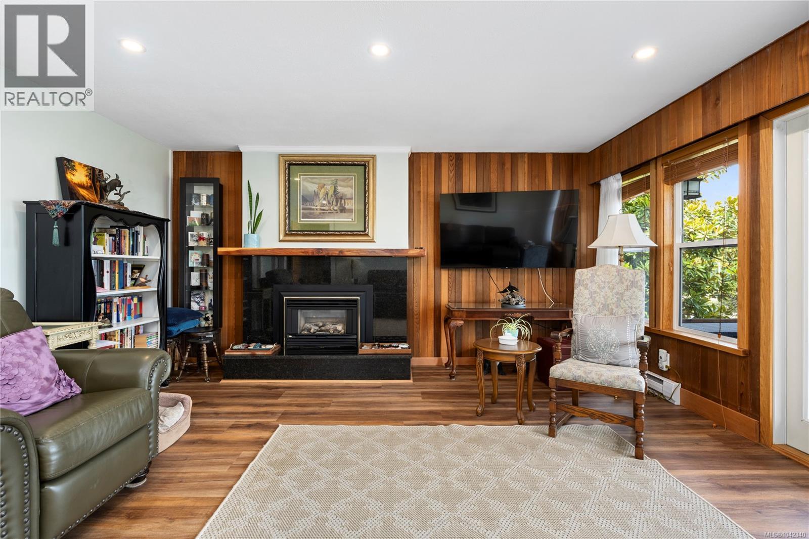 1671 Fawcett Rd - 29