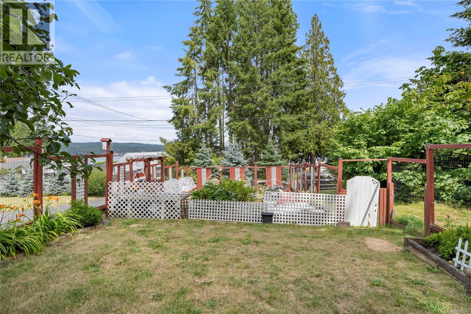 1671 Fawcett Rd - 63