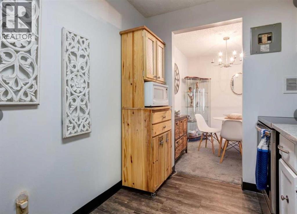 #4107 315 Southampton Drive SW - 12