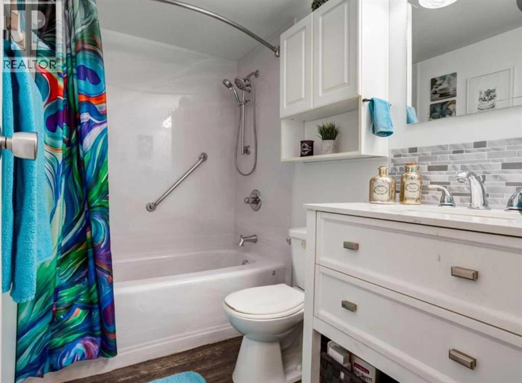 #4107 315 Southampton Drive SW - 18