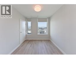 1105 567 Emerson Street, Coquitlam, BC V3J0M8 Photo 9