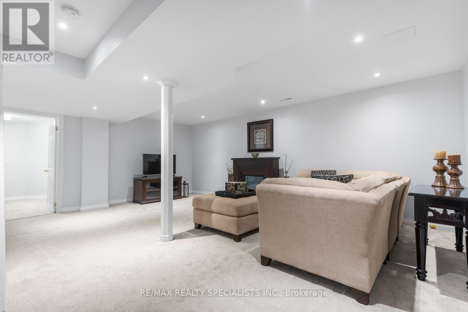 3879 PERIWINKLE CRESCENT - Image 29