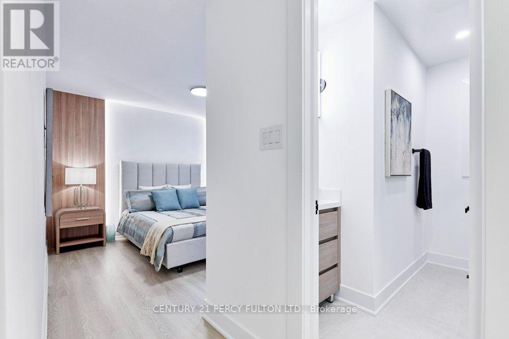 56 BROADLANDS BOULEVARD - Image 20
