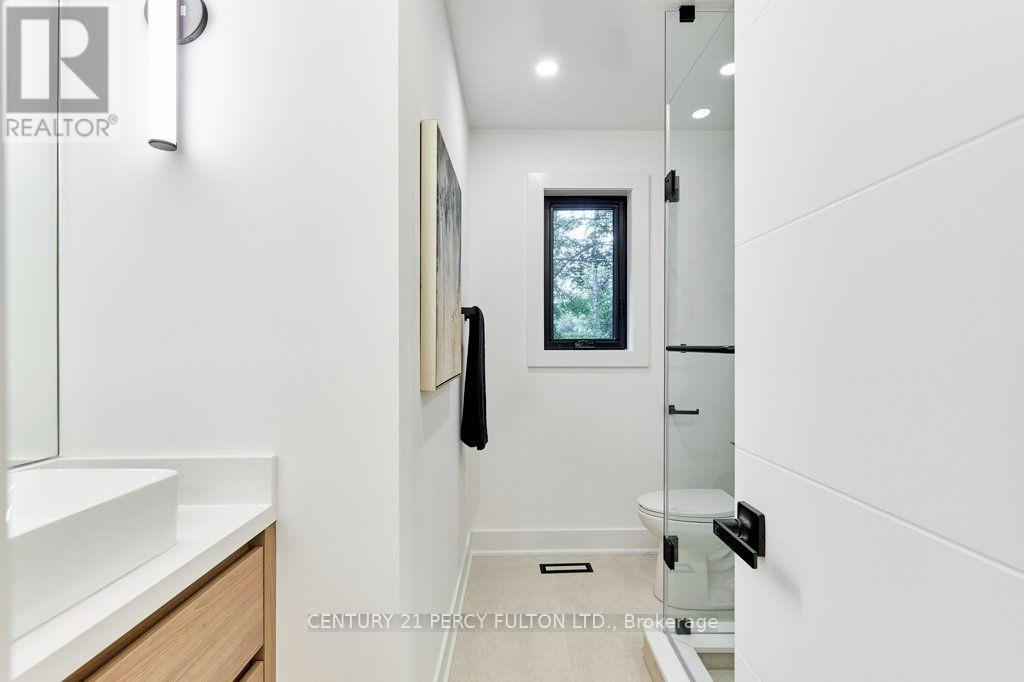 56 BROADLANDS BOULEVARD - Image 23