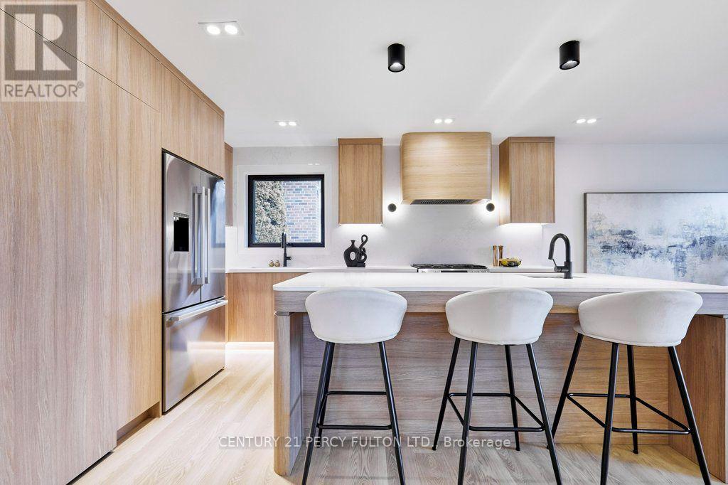 56 BROADLANDS BOULEVARD - Image 10