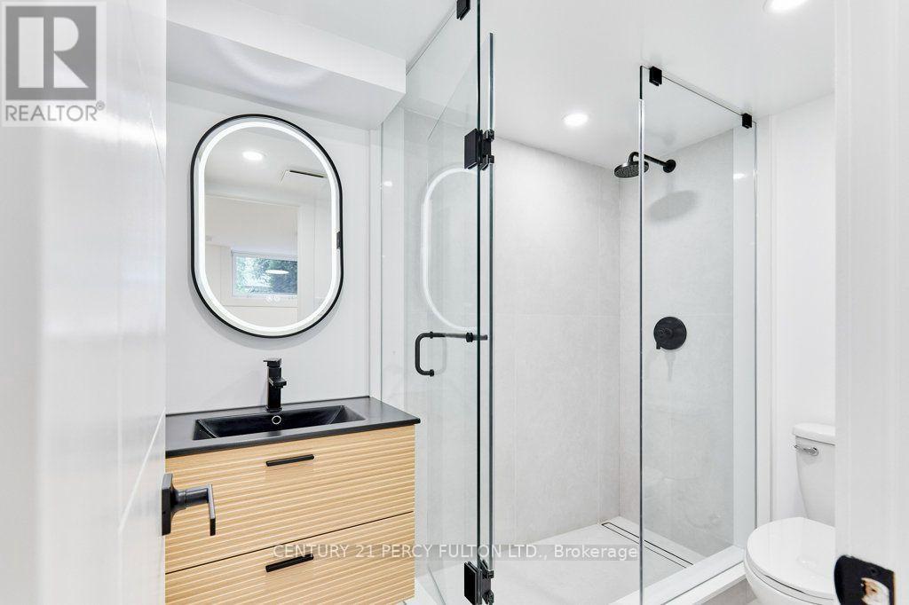 56 BROADLANDS BOULEVARD - Image 33