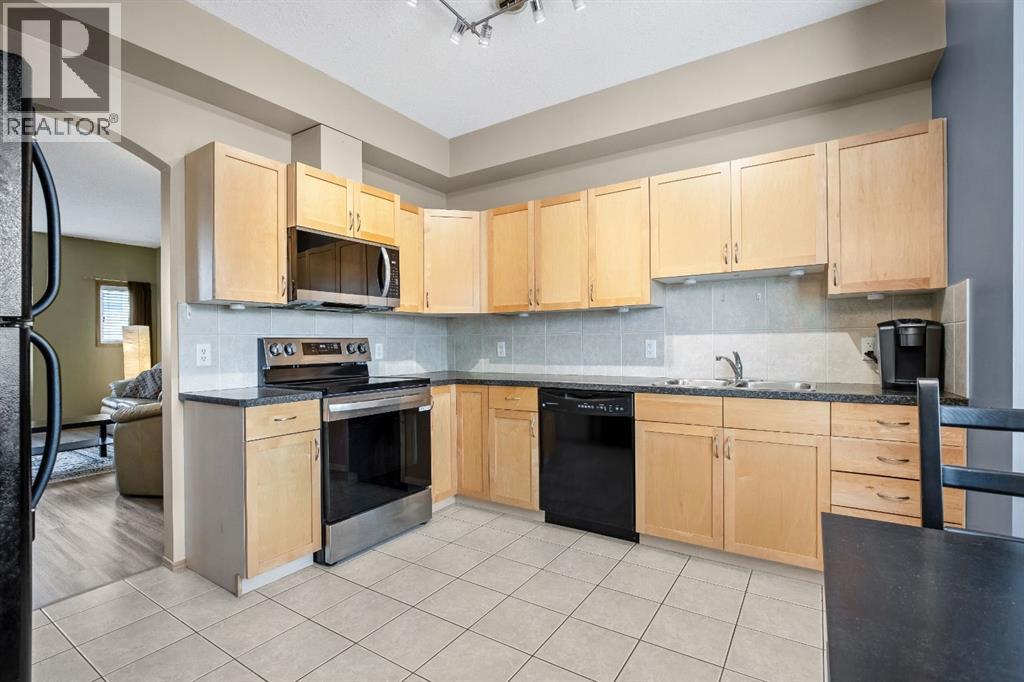 209 Strathcona Circle - 6