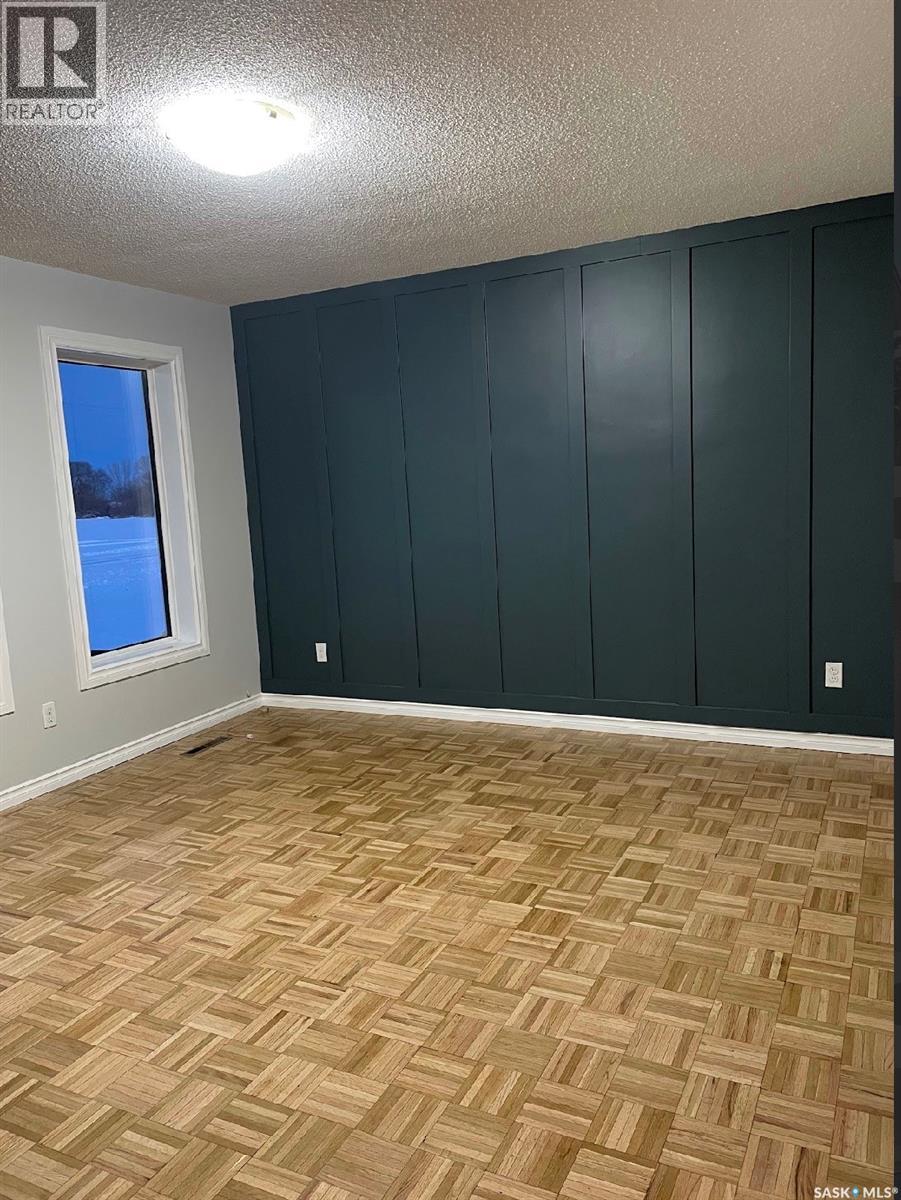 300 Main STREET - 8