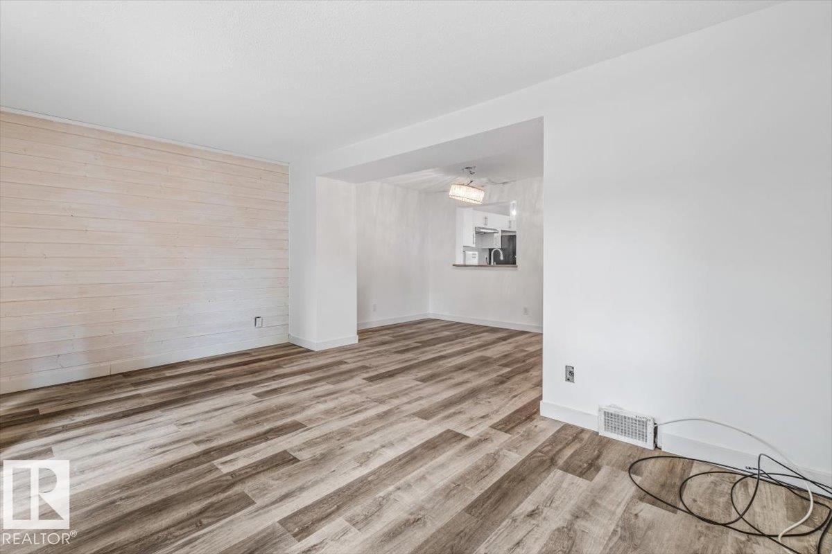2135 141 AV NW - 11