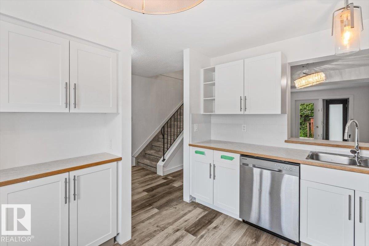 2135 141 AV NW - 5