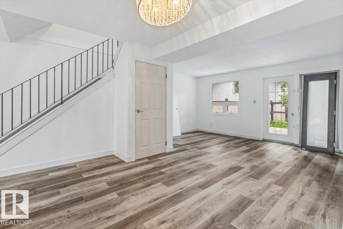 2135 141 AV NW - 9