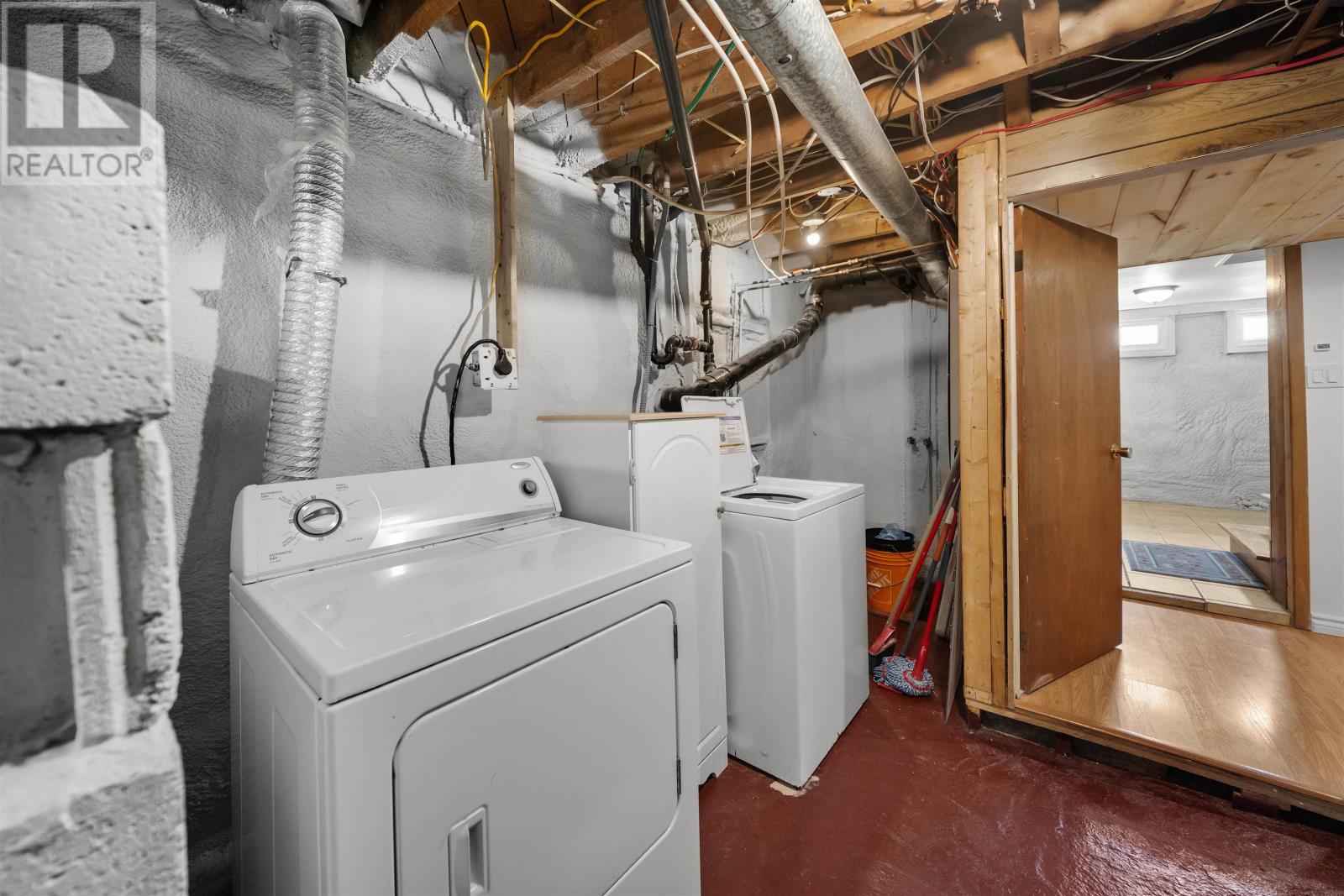 99 Westview Drive - 24