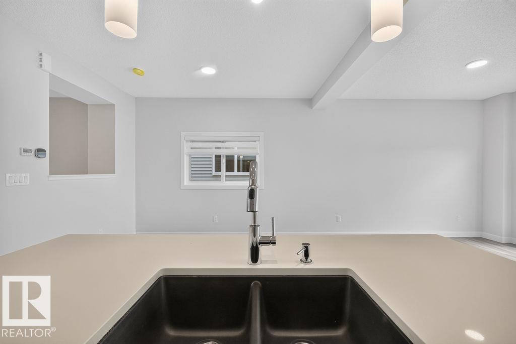 310 BRAE WY - 26