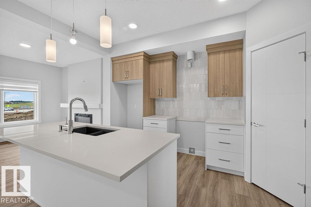 310 BRAE WY - 23