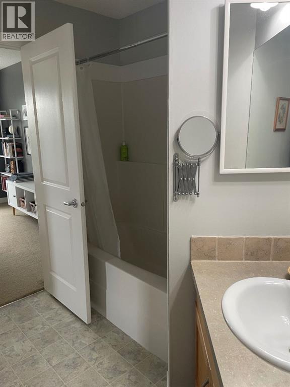 #320 2233 34 Avenue SW - 26