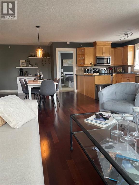 #320 2233 34 Avenue SW - 18