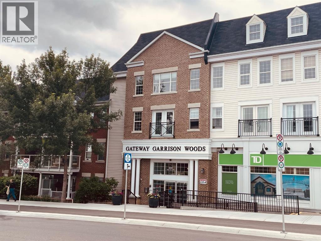 #320 2233 34 Avenue SW - 1