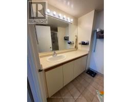 912 - 330 Alton Towers Circle, Toronto, ON M1V5H3 Photo 15