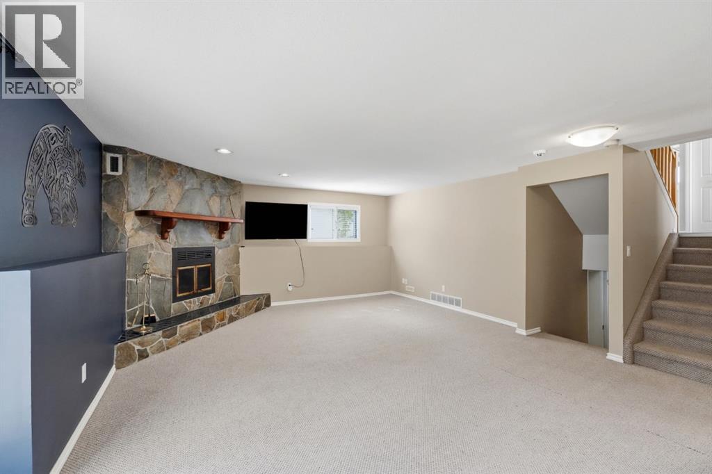 5 Everitt Crescent - 27