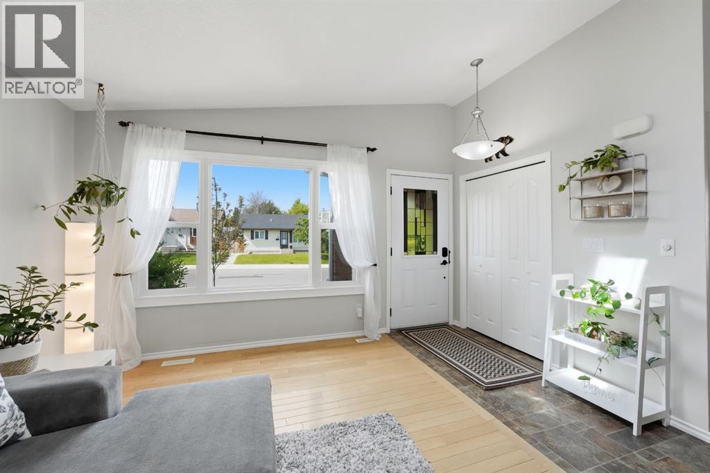 5 Everitt Crescent - 13