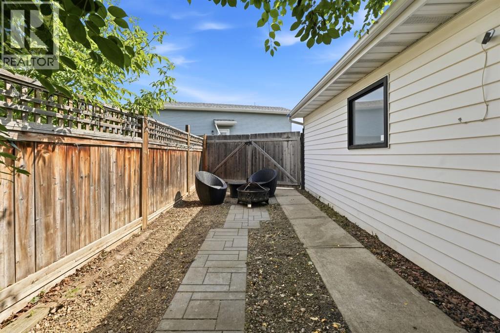 5 Everitt Crescent - 7
