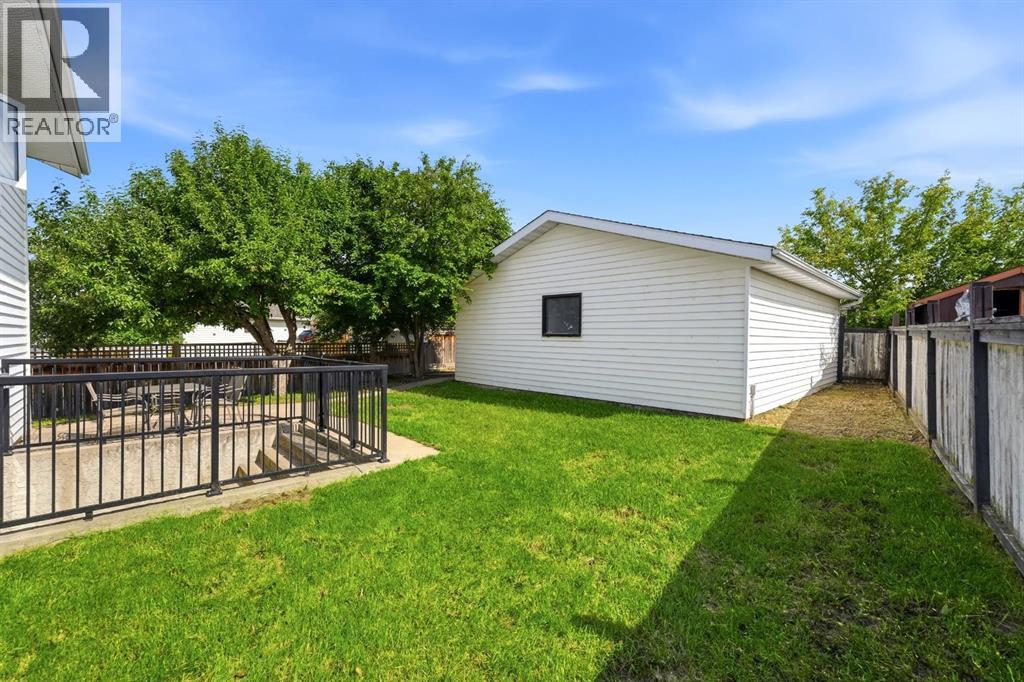 5 Everitt Crescent - 9