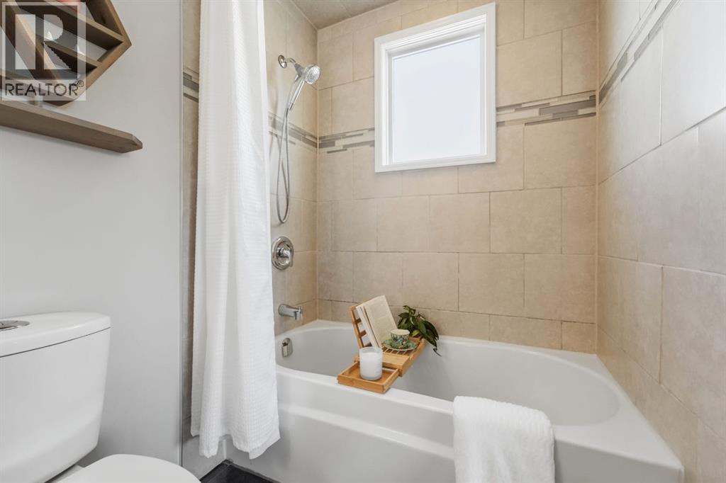 5 Everitt Crescent - 25
