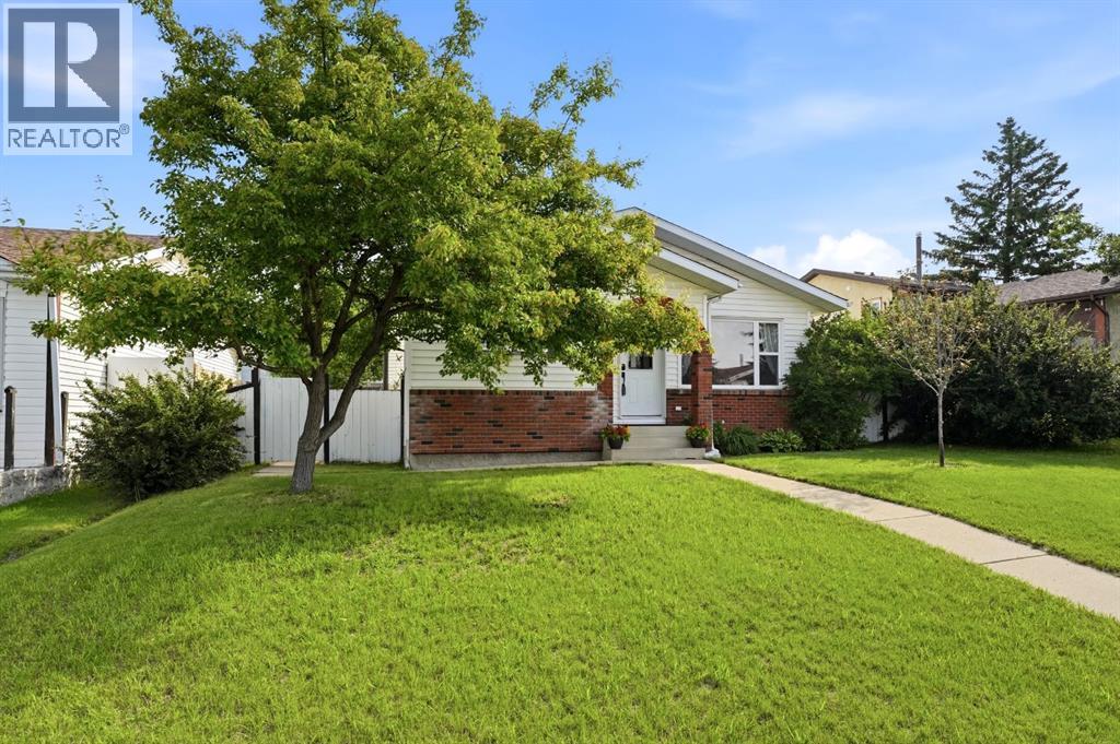 5 Everitt Crescent - 3