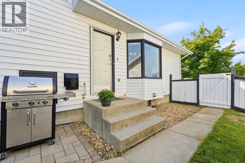 5 Everitt Crescent - 5