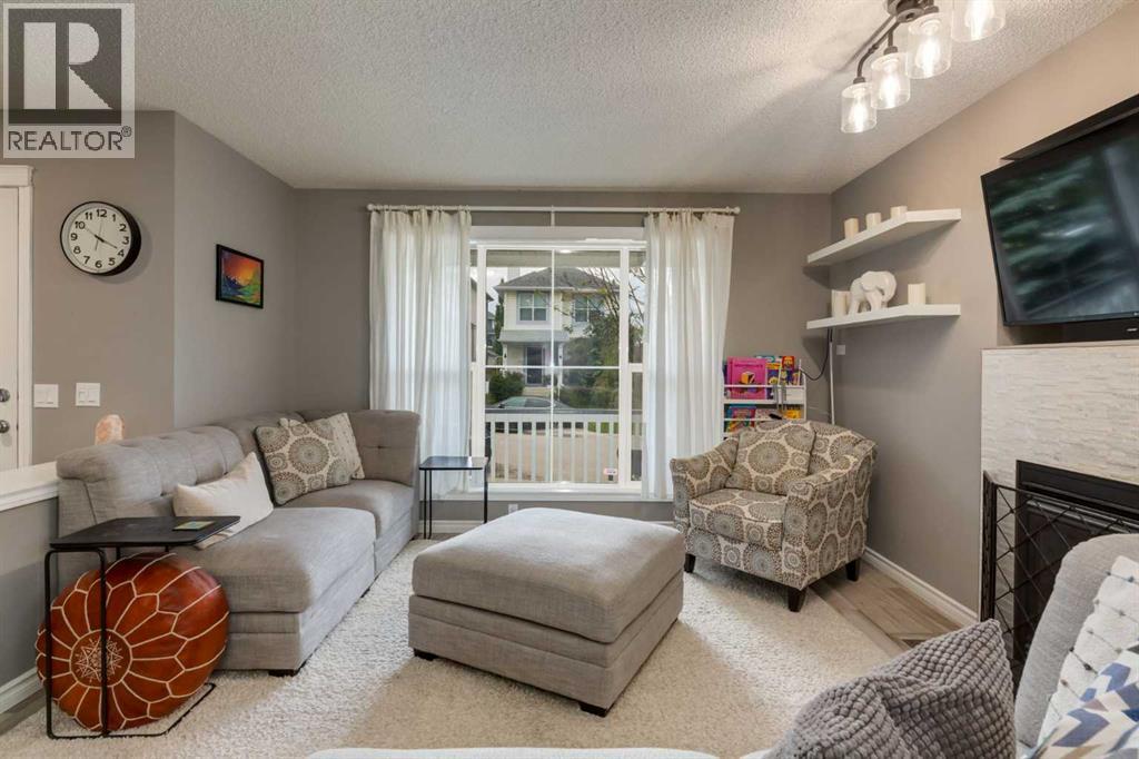 181 Tuscany Valley Green NW — photo 6