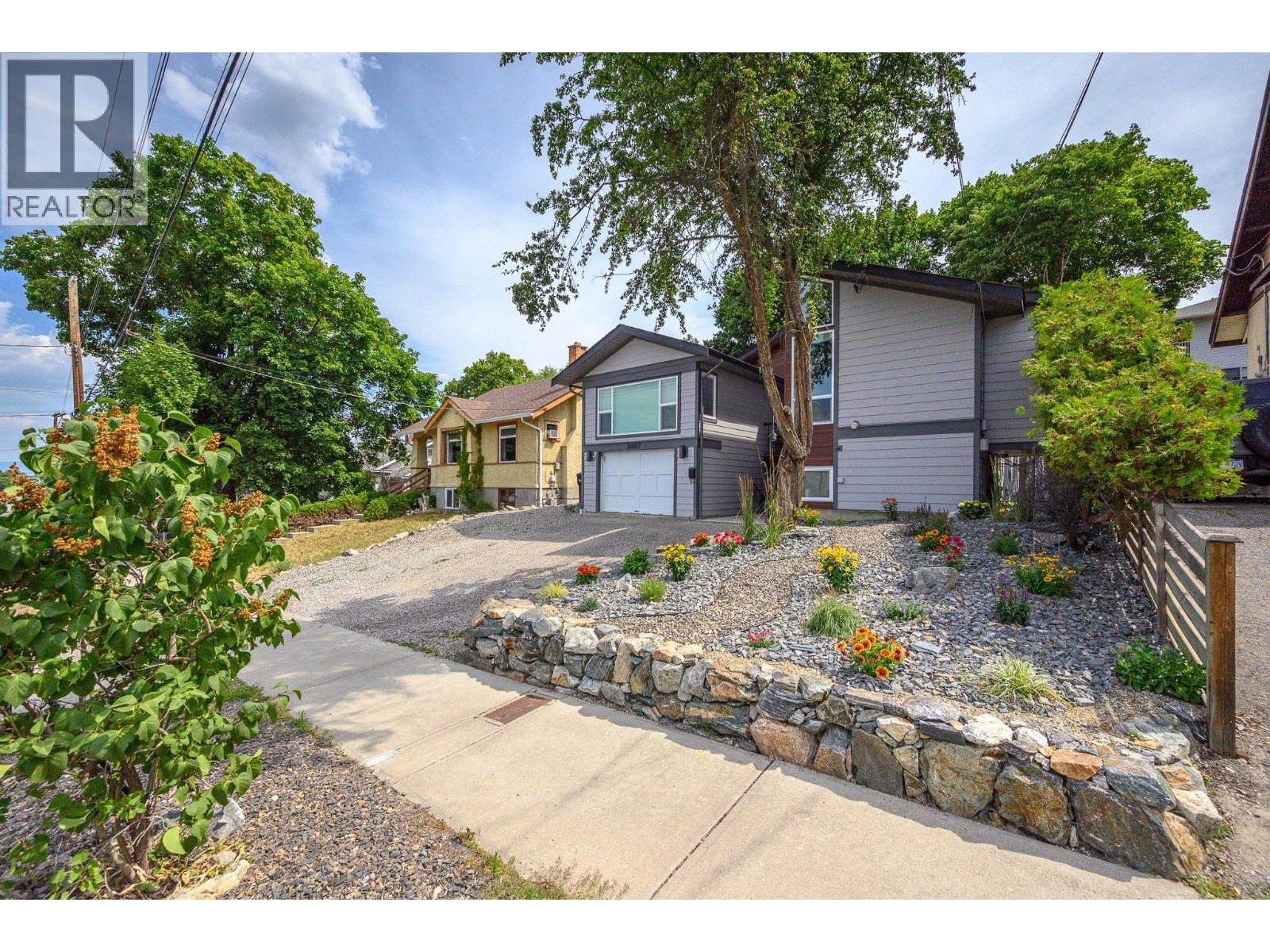 2607 26 Street - 5