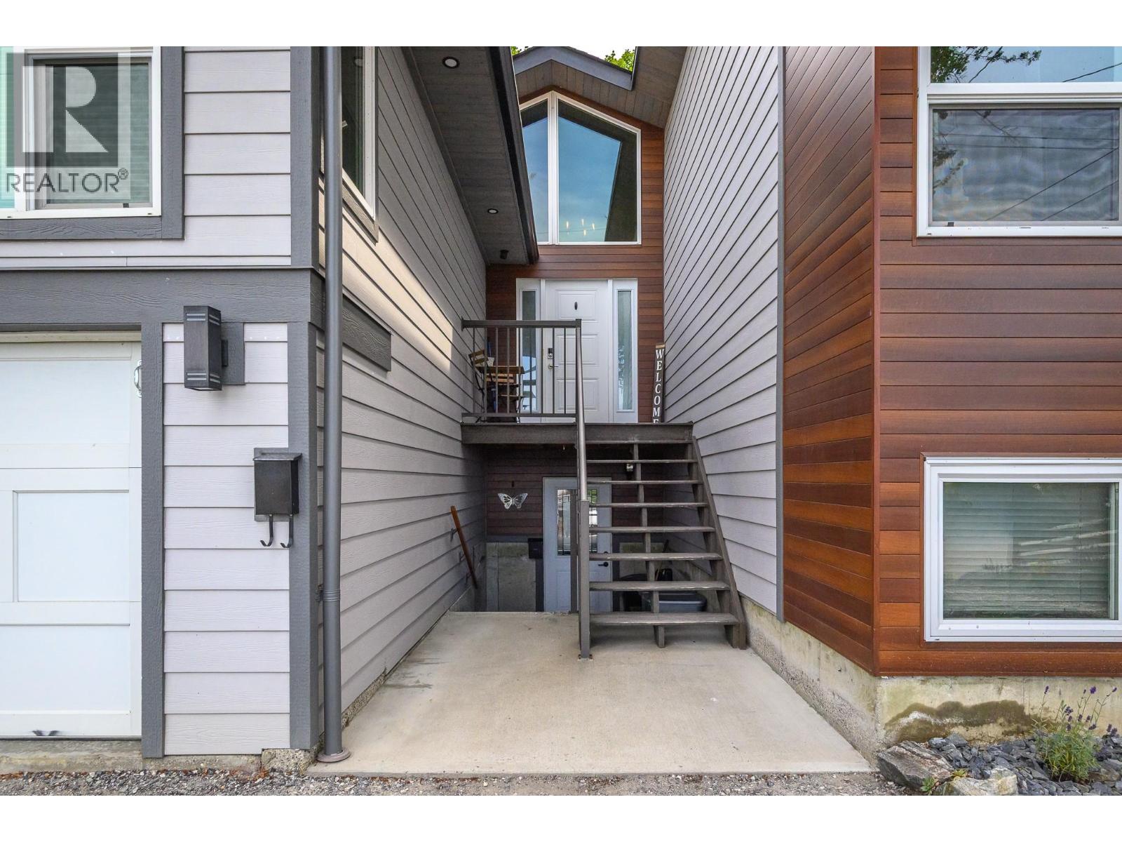 2607 26 Street - 6