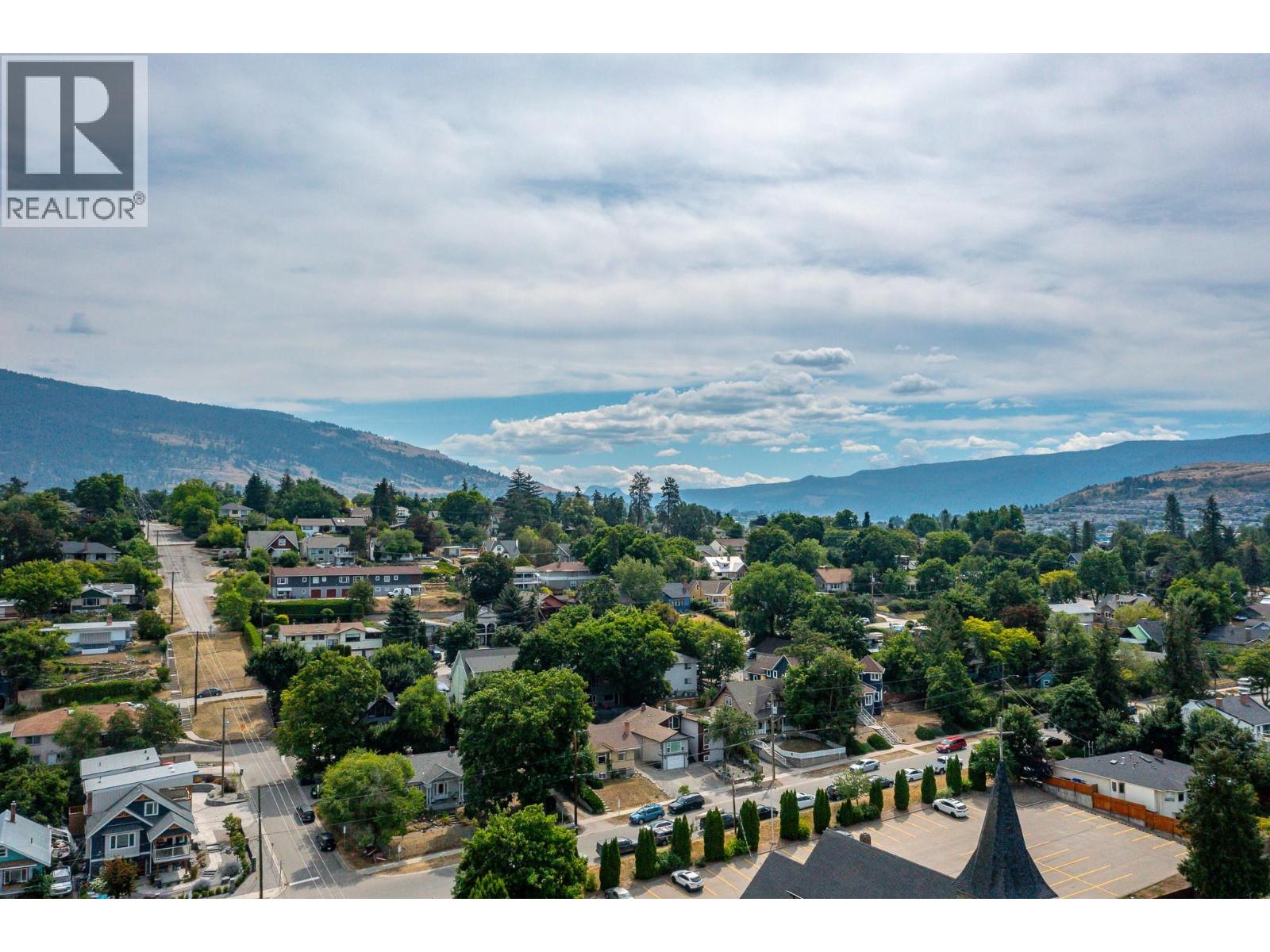 2607 26 Street - 42