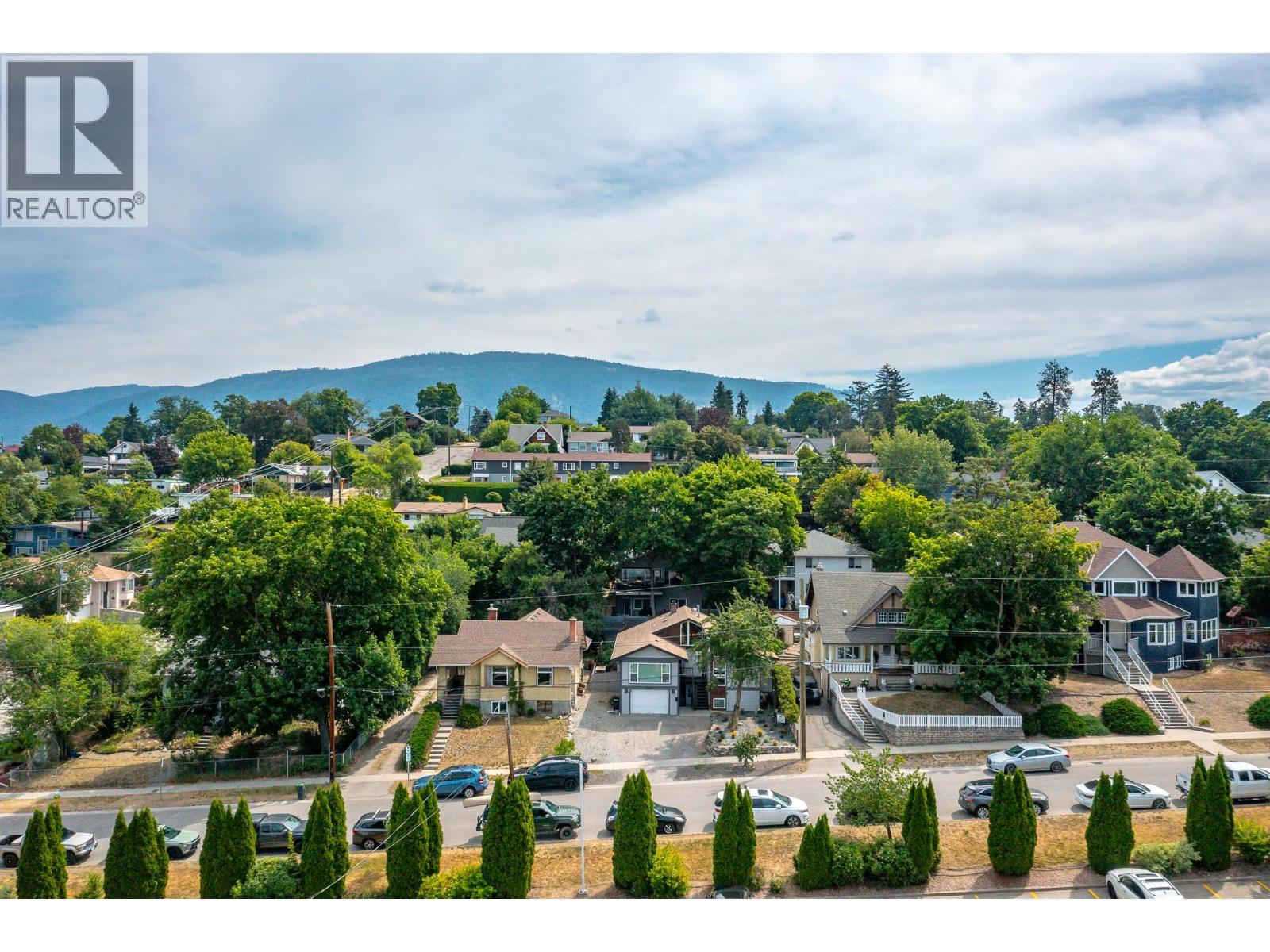 2607 26 Street - 39