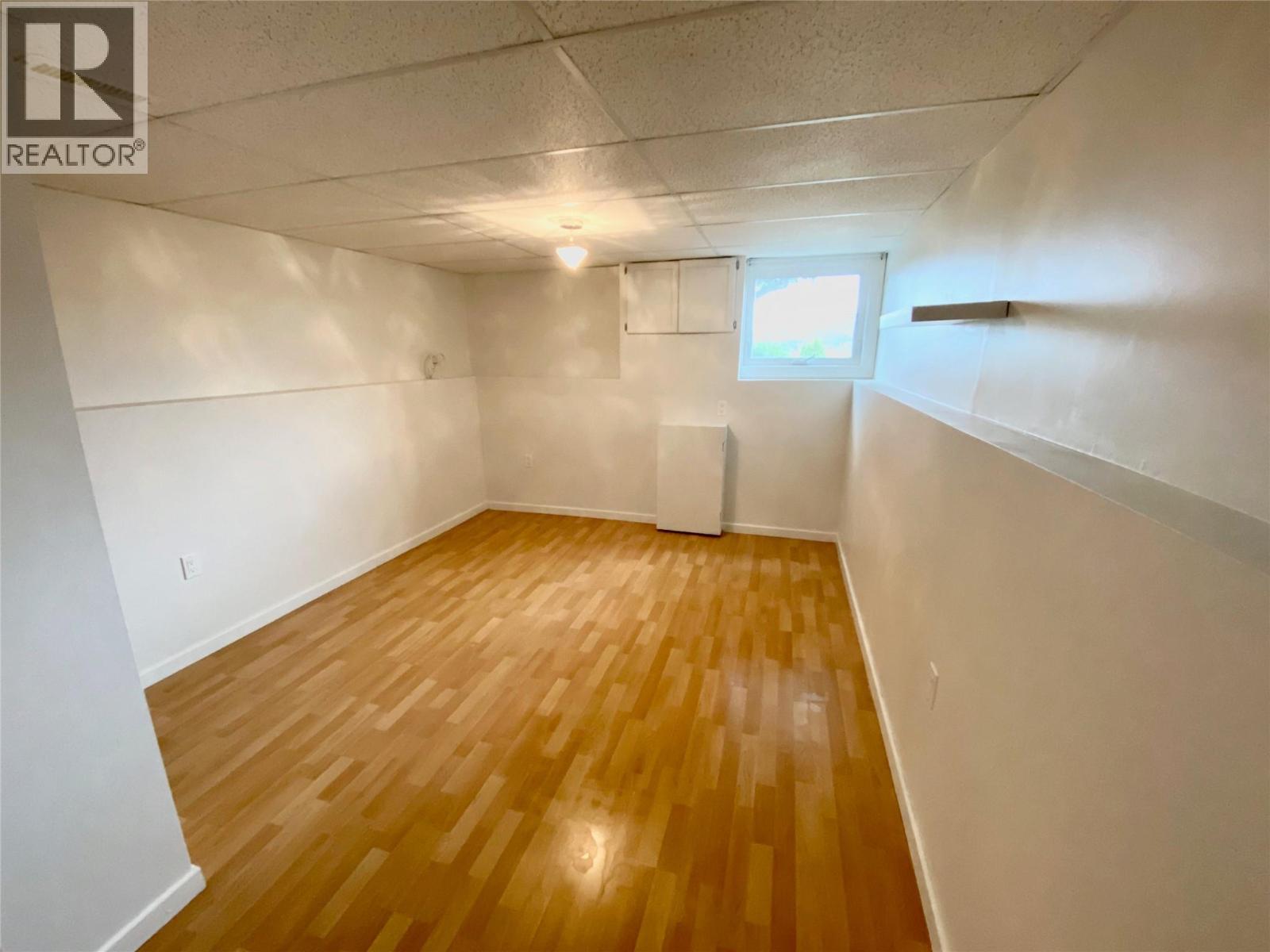 2607 26 Street - 55