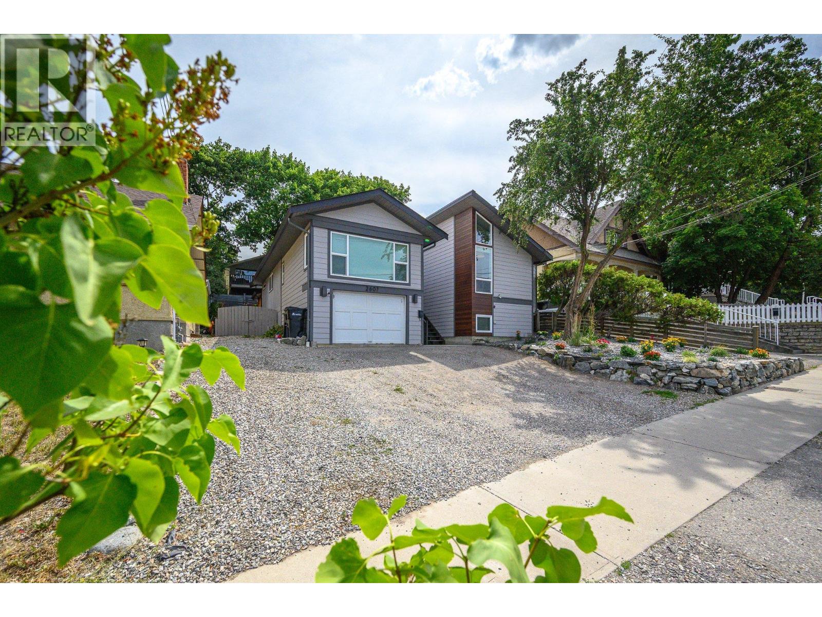 2607 26 Street - 1