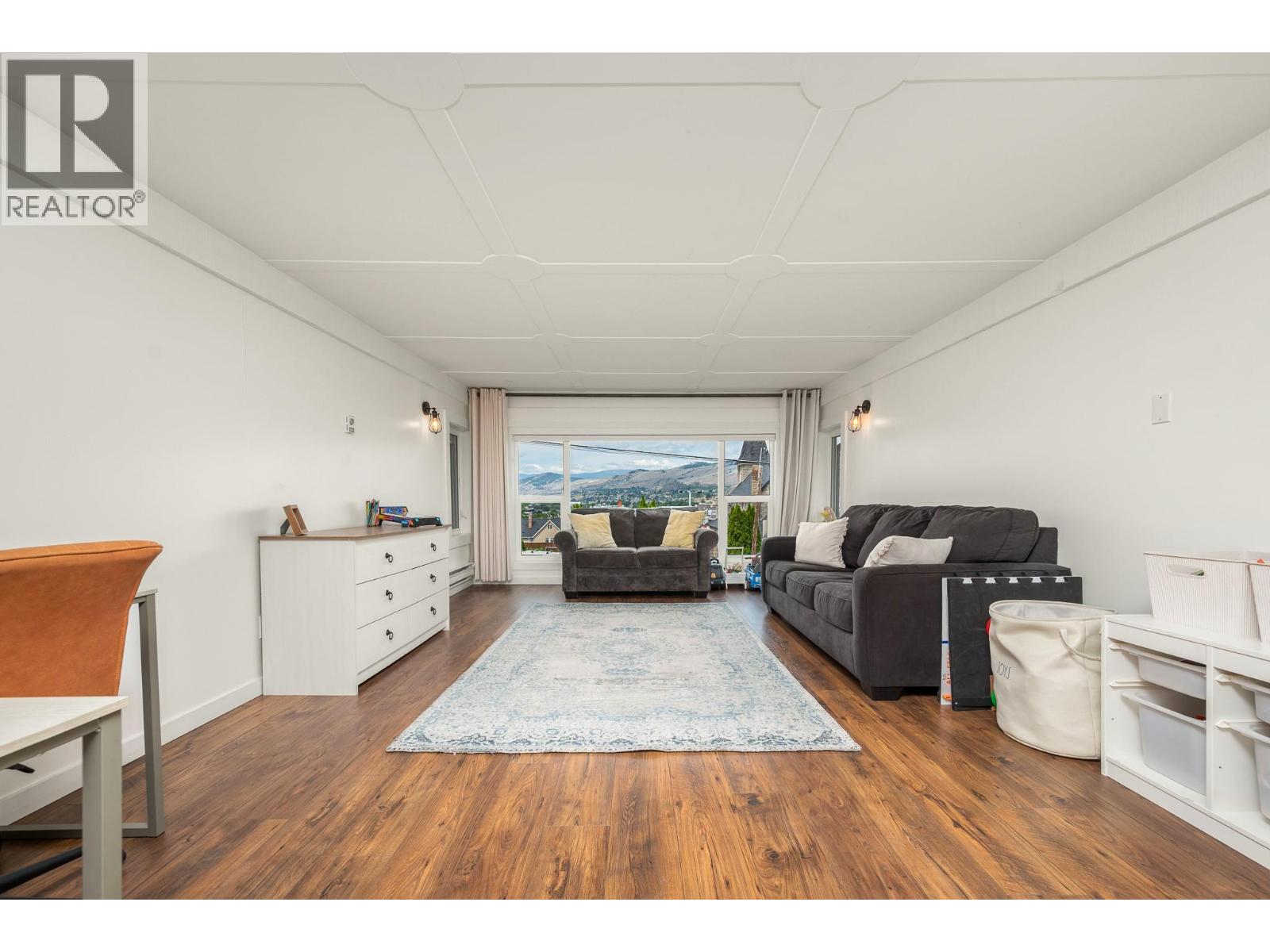 2607 26 Street - 19