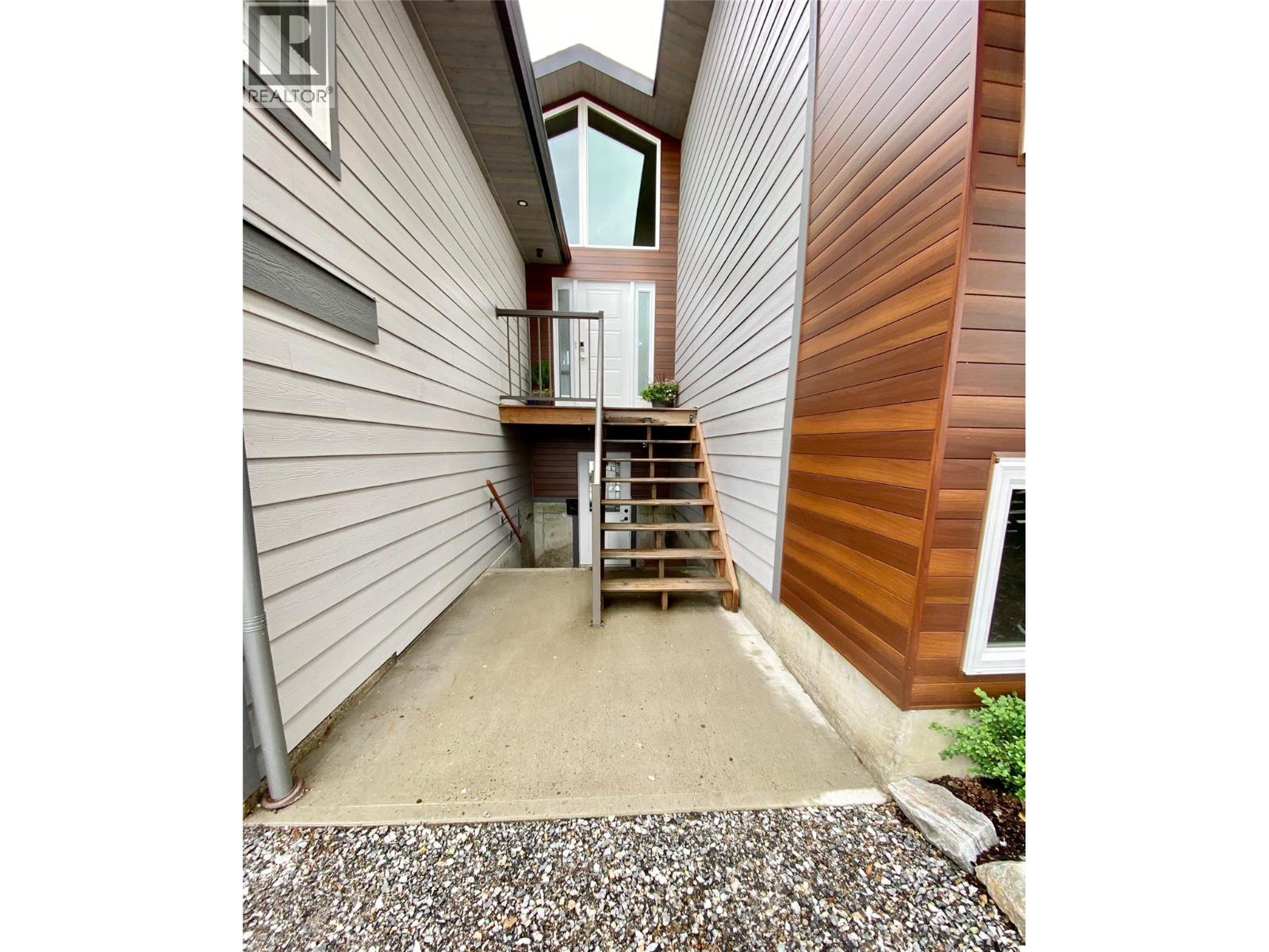 2607 26 Street - 58